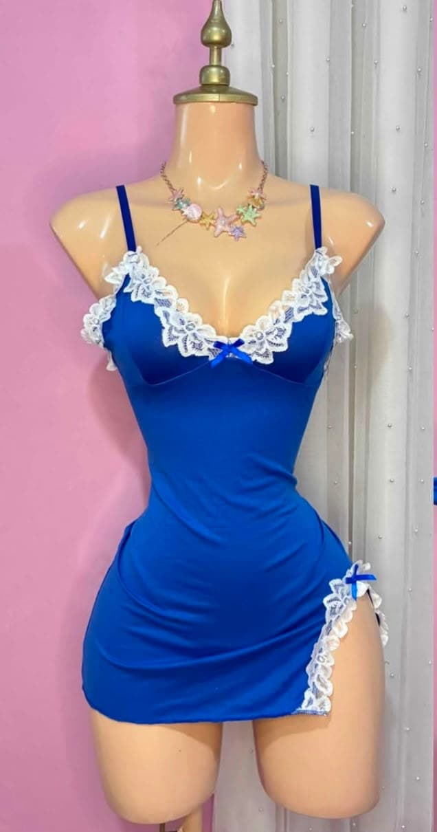 Conjunto Azul Rey con Encaje Blanco